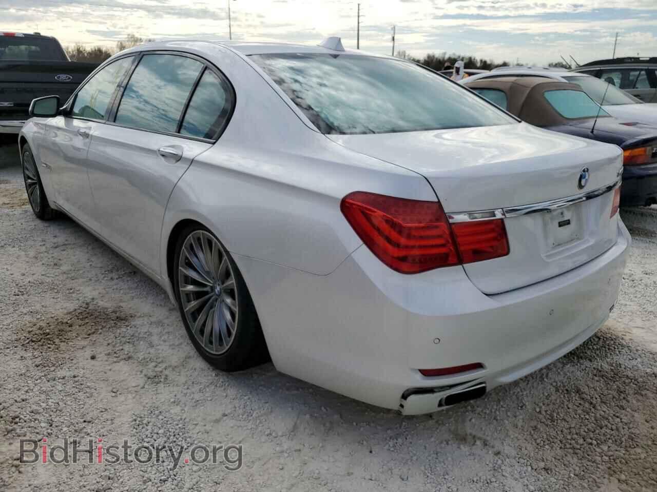 2012 BMW 7 SERIES - VIN: WBAKB4C59CC576302 - Фото 3
