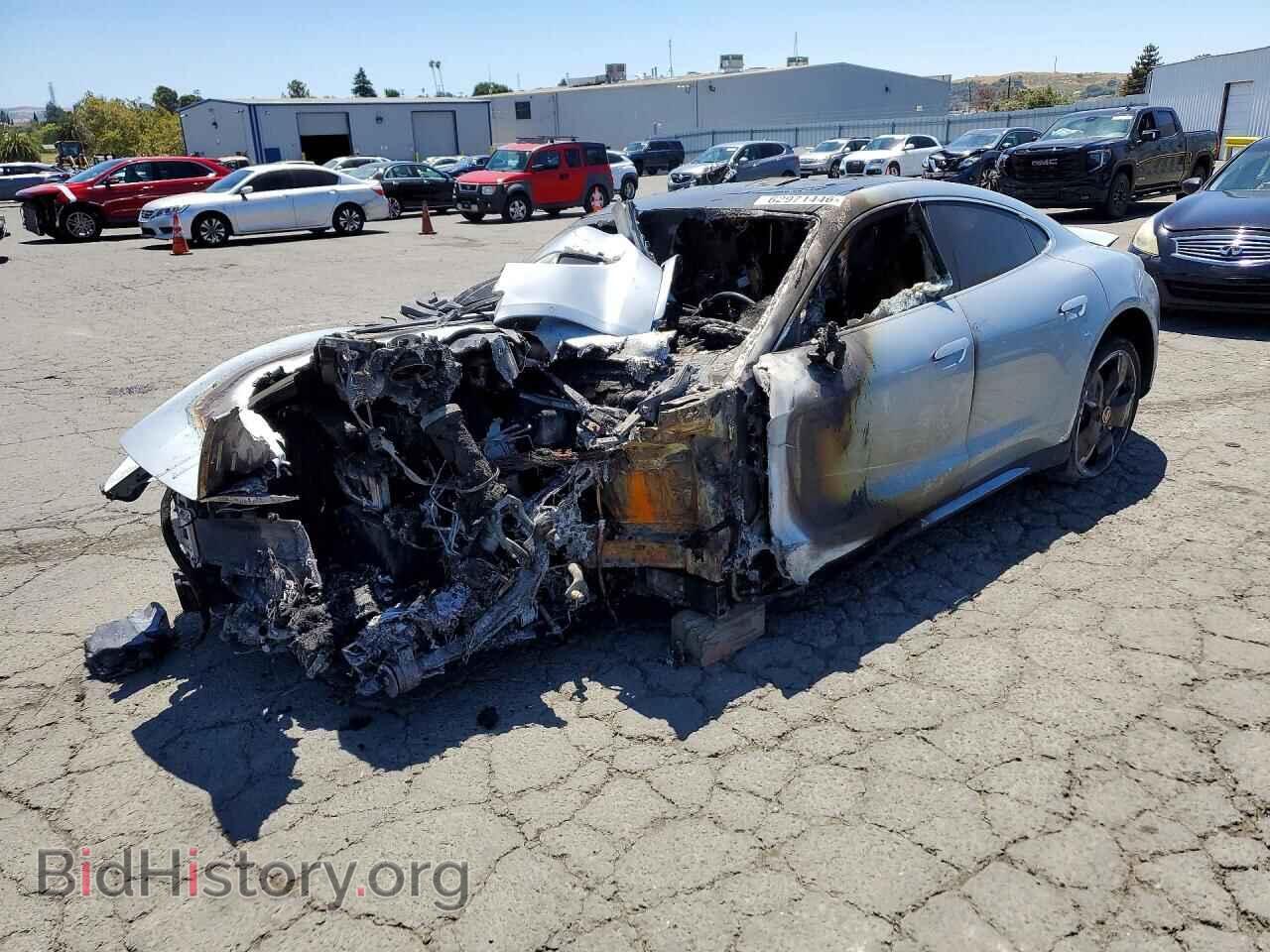Фотография WP0AC2Y18LSA71754 - PORSCHE TAYCAN 2020