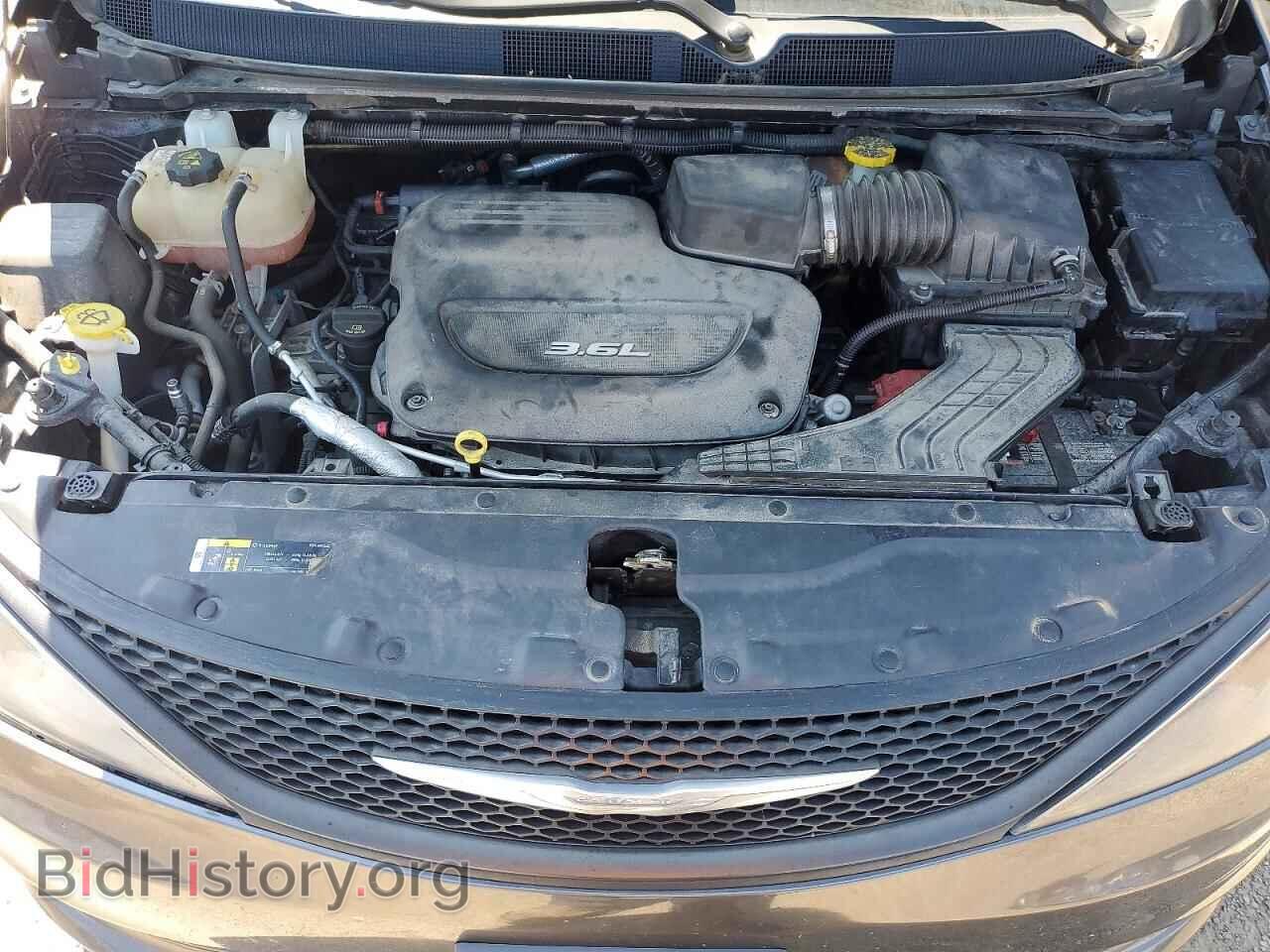 2018 CHRYSLER PACIFICA - VIN: 2C4RC1AG2JR139537 - Photo 12