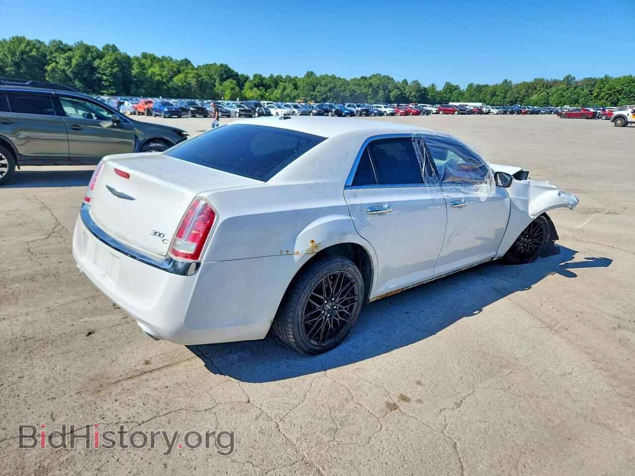 2014 CHRYSLER 300 - VIN: 2C3CCAKGXEH260403 - Photo 3