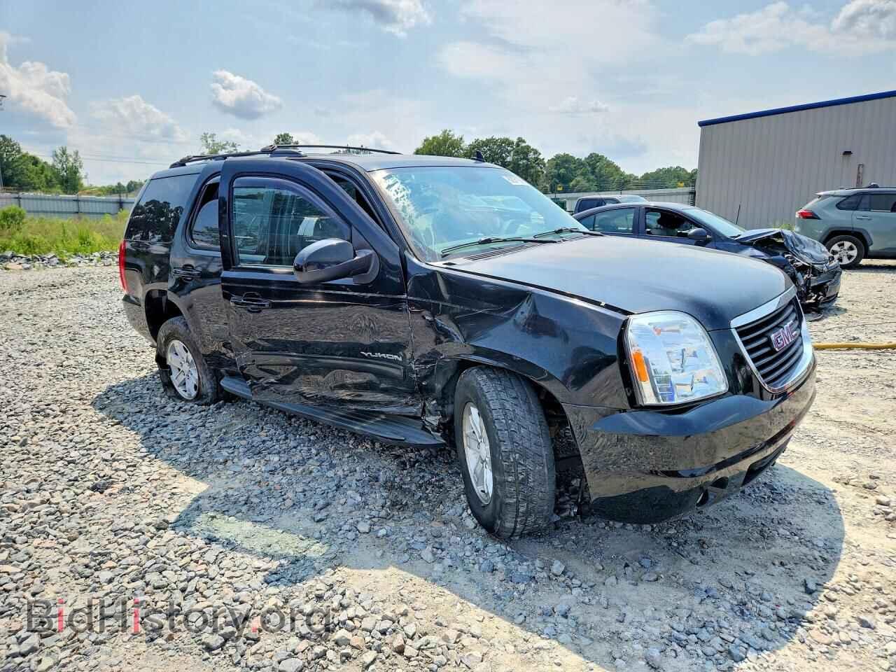 2011 GMC YUKON - VIN: 1GKS1CE08BR261069 - Photo 4