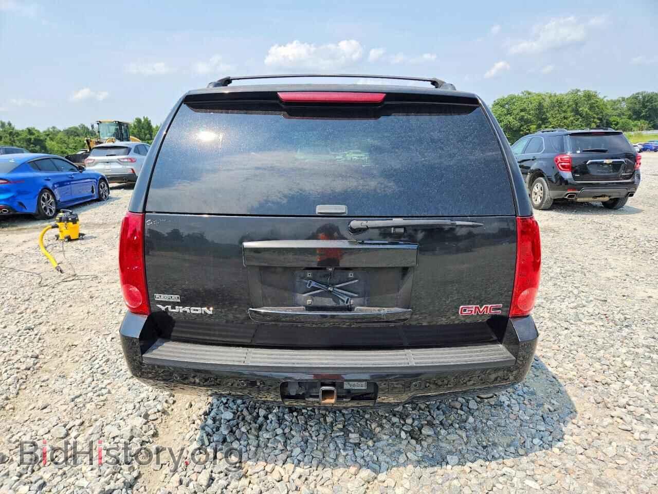 2011 GMC YUKON - VIN: 1GKS1CE08BR261069 - Photo 6