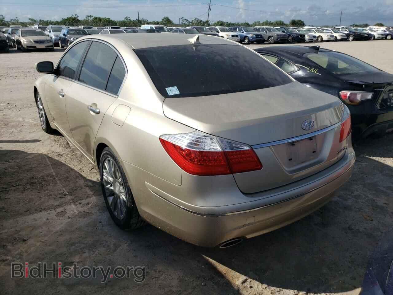 2009 HYUNDAI GENESIS - VIN: KMHGC46E69U069938 - Фото 3