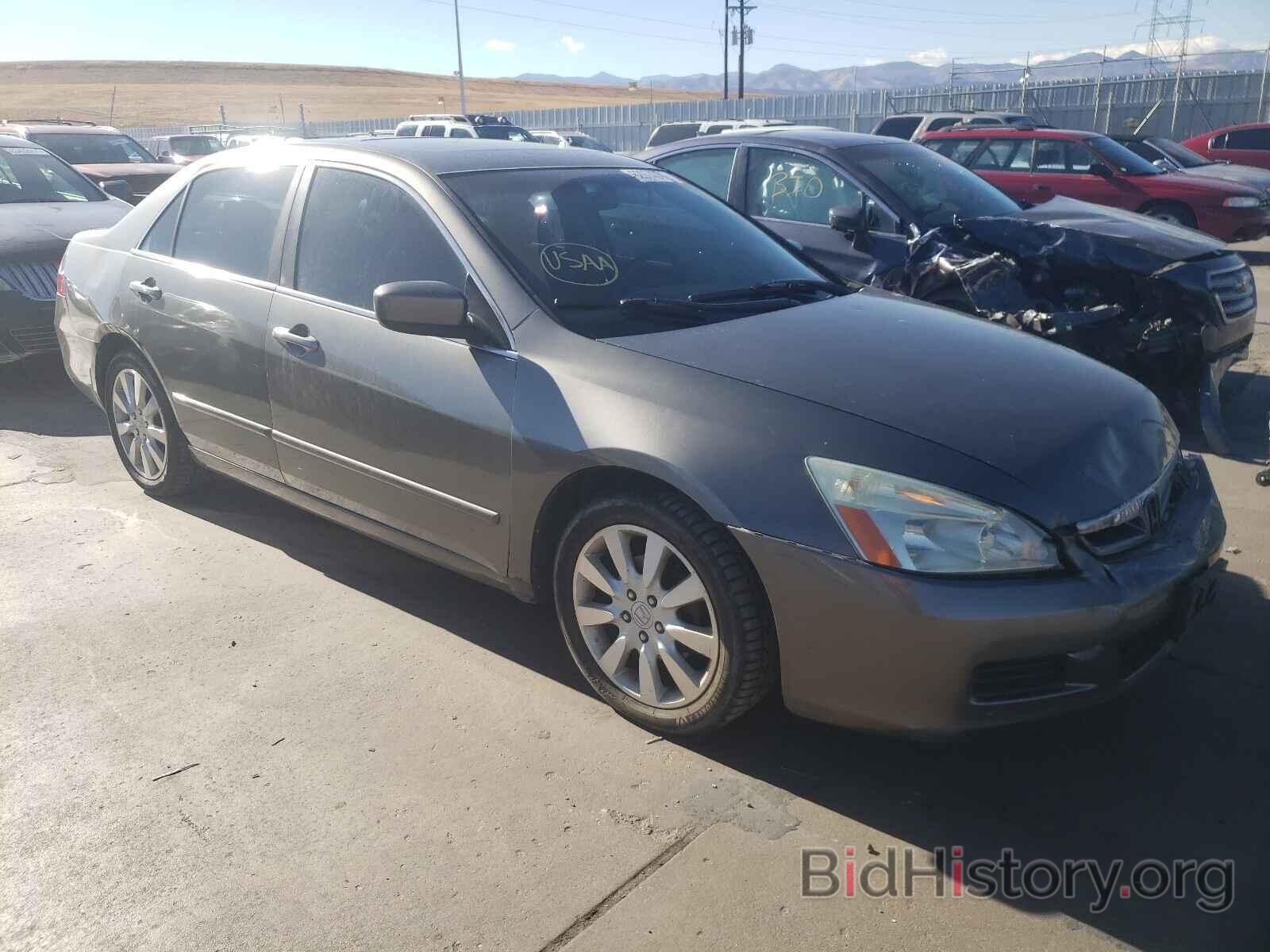 Photo 1HGCM66586A028639 - HONDA ACCORD 2006