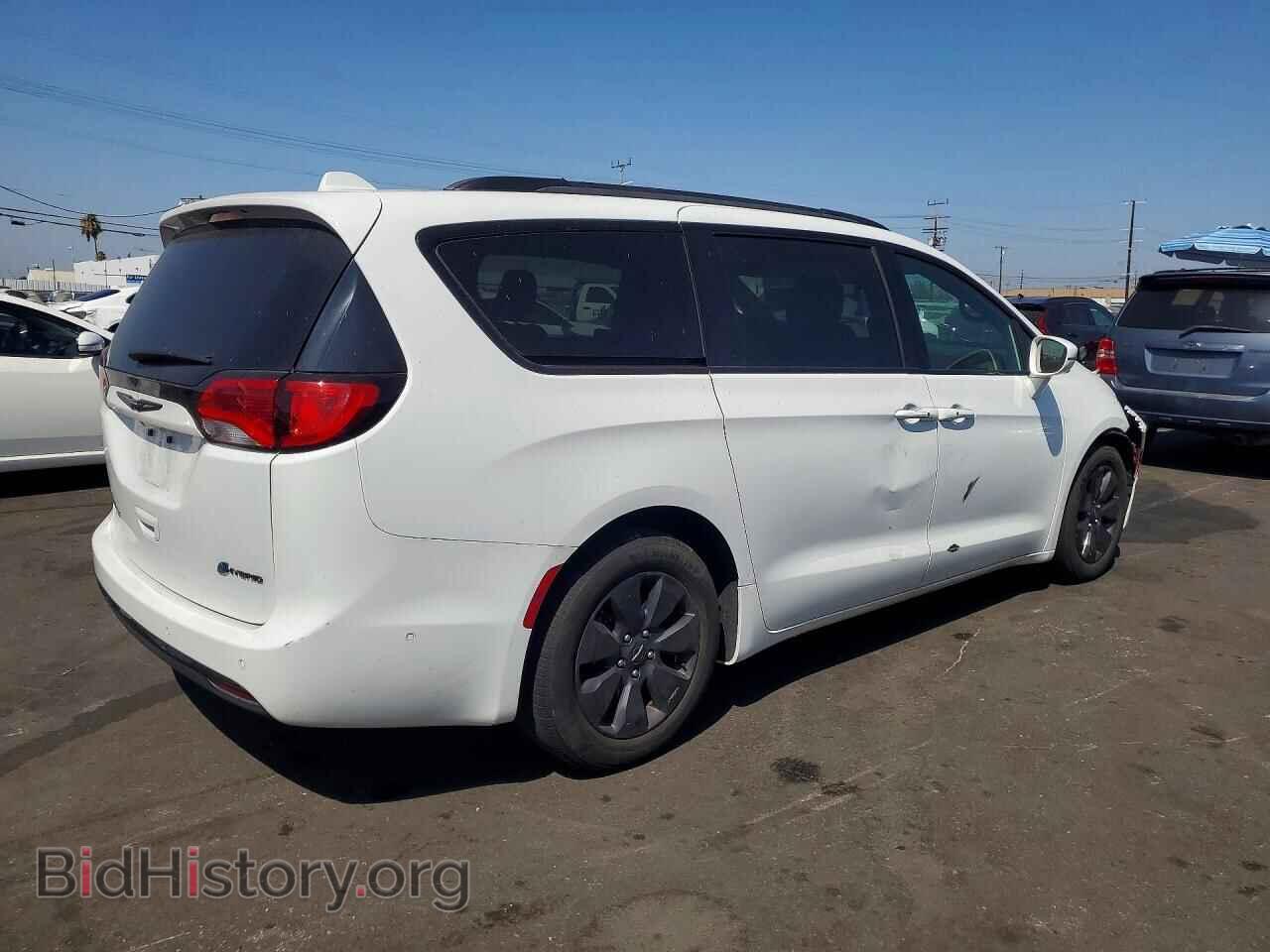 2020 CHRYSLER PACIFICA - VIN: 2C4RC1N78LR263292 - Photo 3