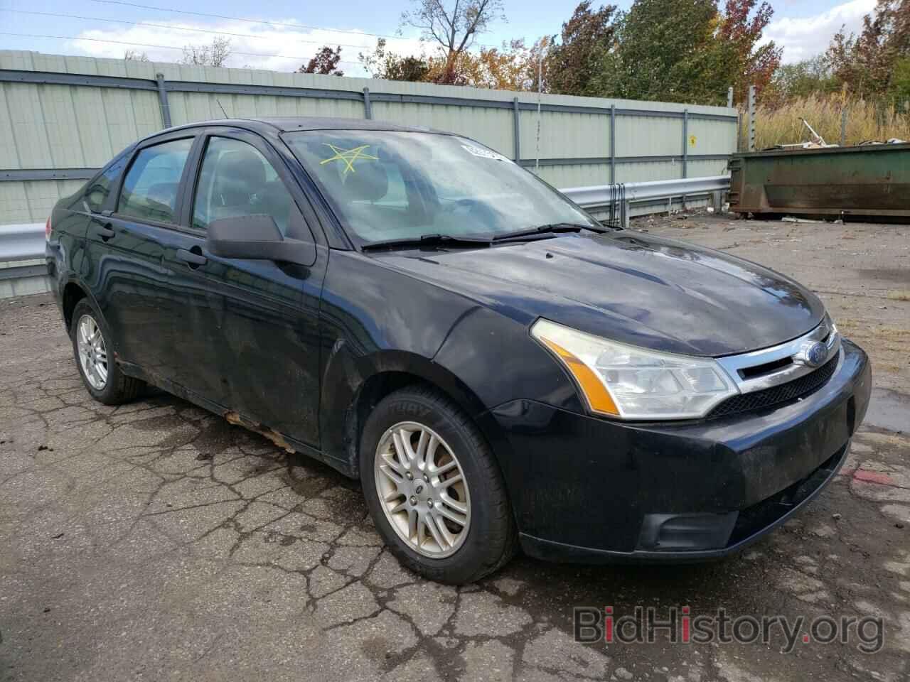 Photo 1FAHP35N29W220664 - FORD FOCUS 2009