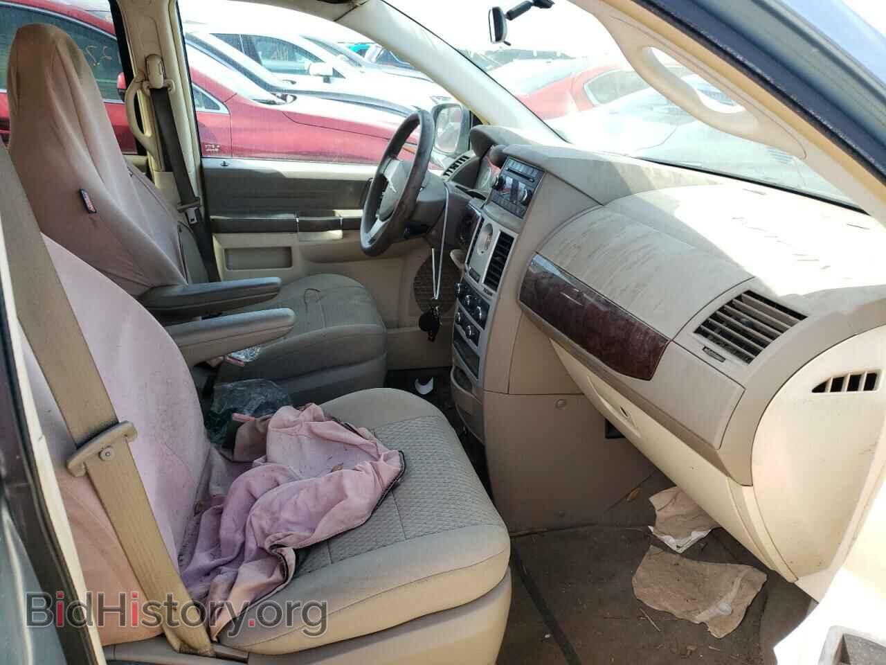 2009 CHRYSLER MINIVAN - VIN: 2A8HR44E09R670911 - Фото 3