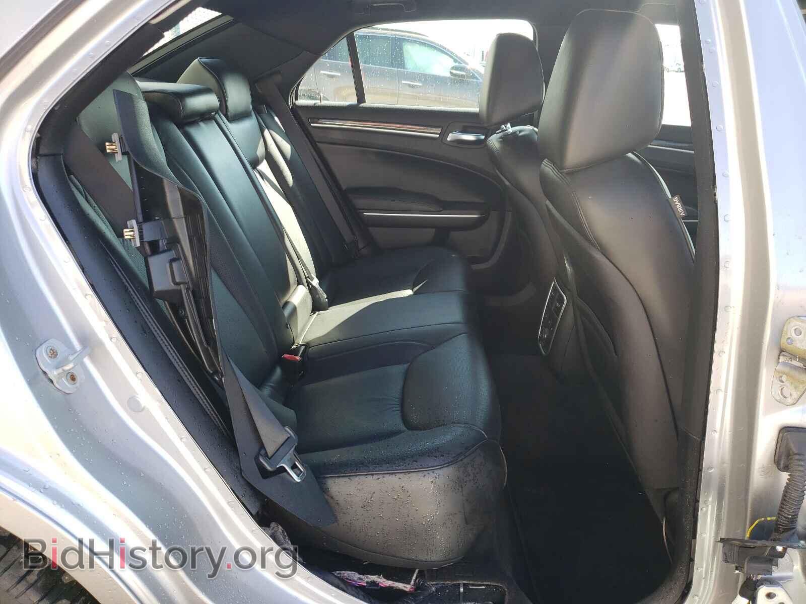 2011 CHRYSLER 300 - VIN: 2C3CA5CG7BH522210 - Фото 6
