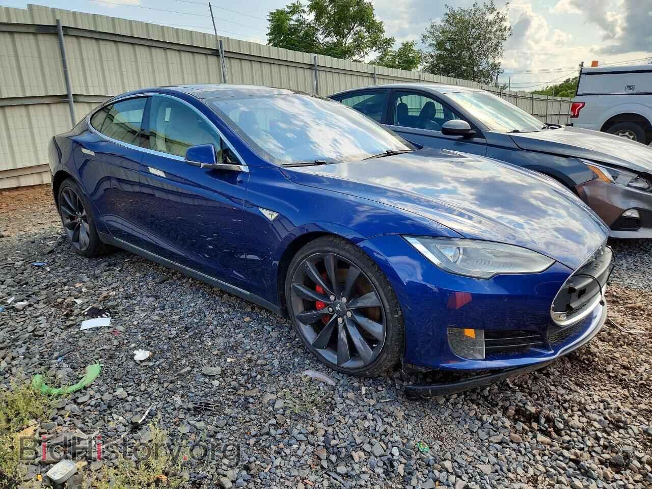 2015 TESLA MODEL S - VIN: 5YJSA1E47FF114353 - Photo 4