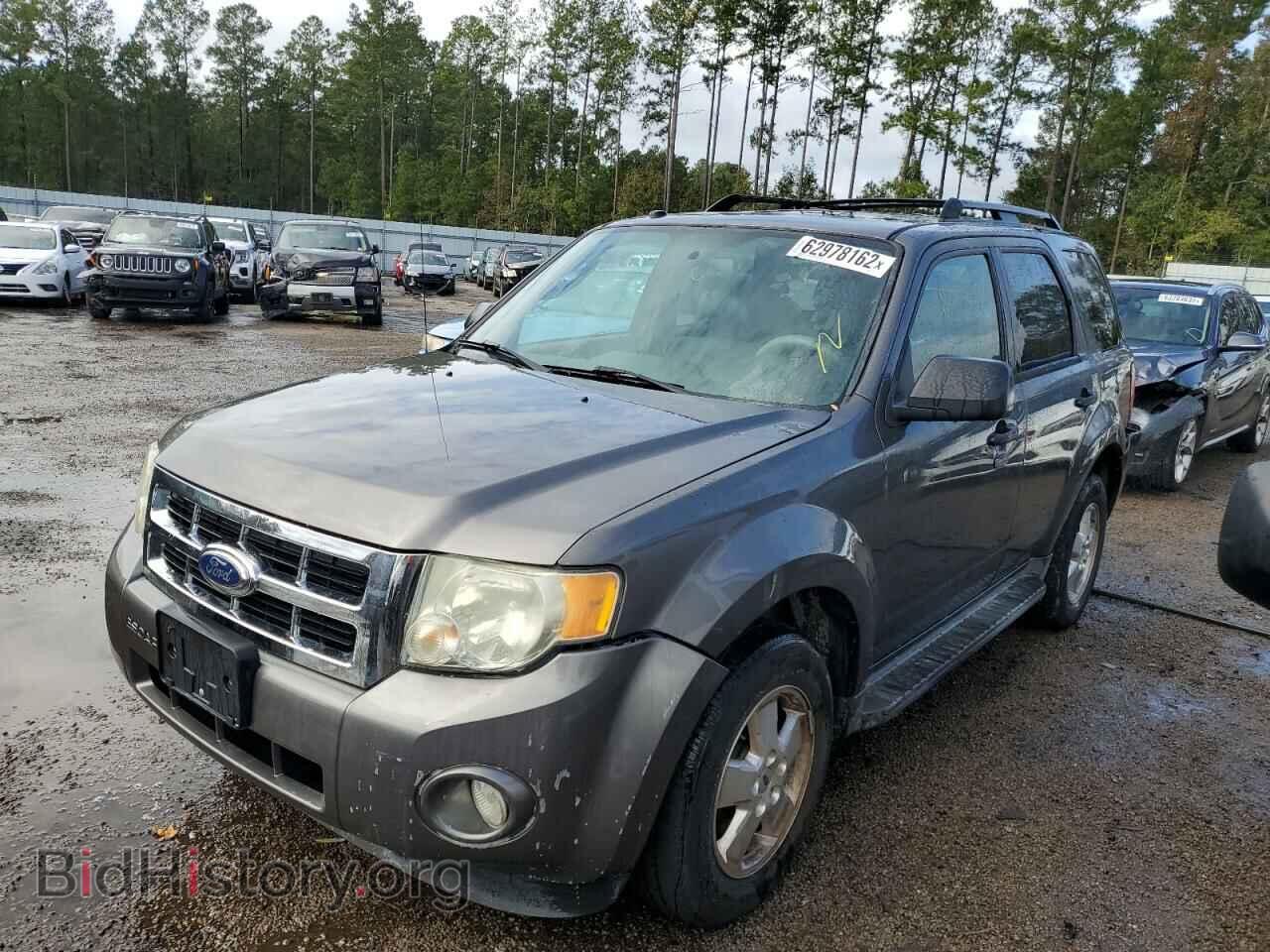 2011 FORD ESCAPE - VIN: 1FMCU9DG8BKB72762 - Фото 2