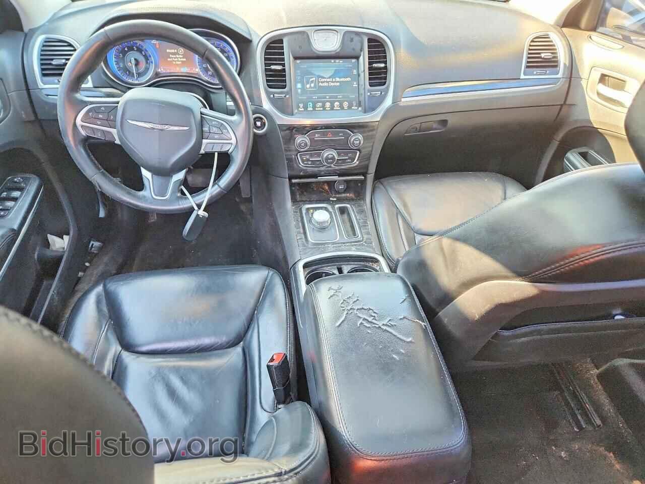 2016 CHRYSLER 300 - VIN: 2C3CCAAG9GH116751 - Фото 8