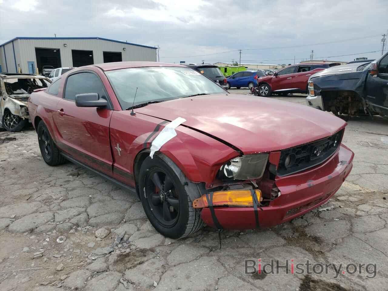 Photo 1ZVHT80N575207045 - FORD MUSTANG 2007