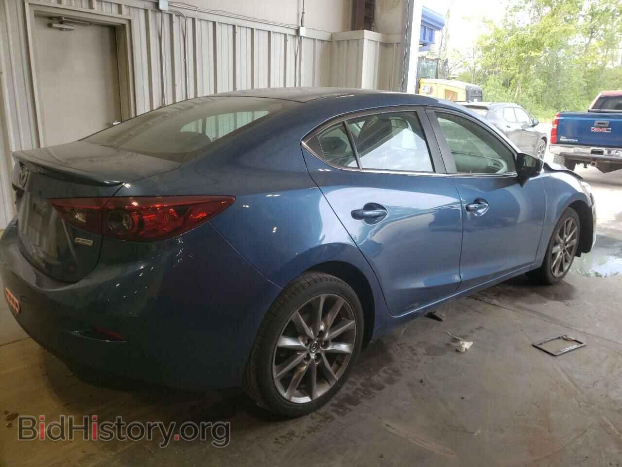 2018 MAZDA 3 - VIN: 3MZBN1V39JM231686 - Фото 3