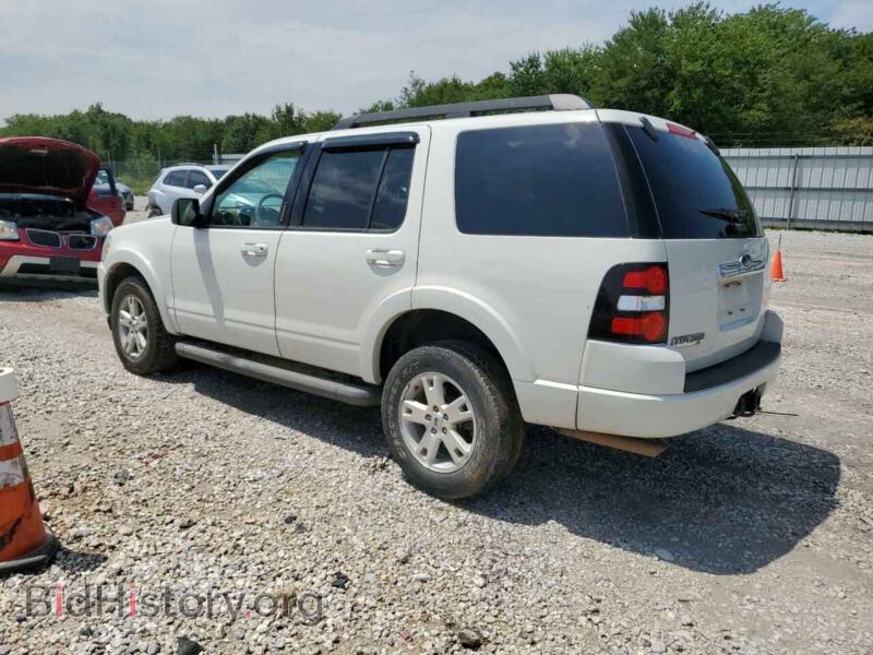 2010 Ford EXPLORER (VIN 1FMEU7DE8AUA66584) — фото 2 из 13