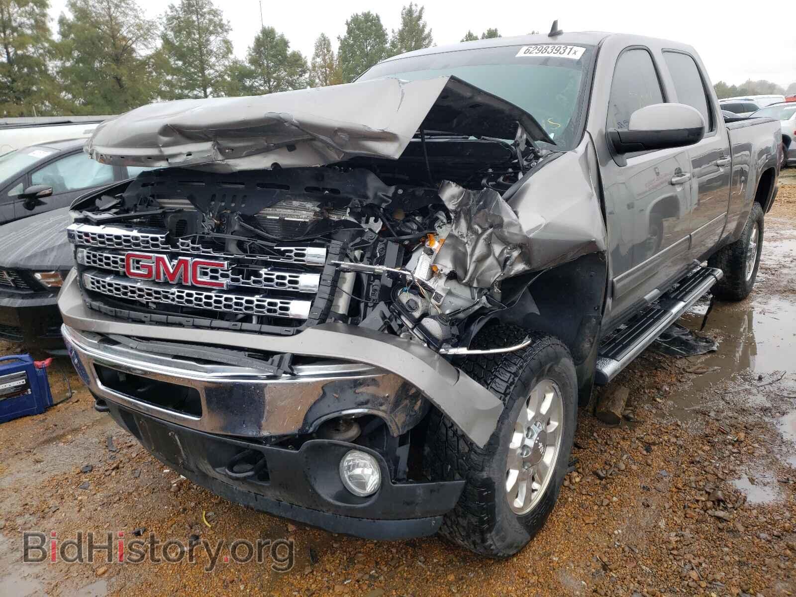 2012 GMC SIERRA - VIN: 1GT121C82CF223955 - Фото 2