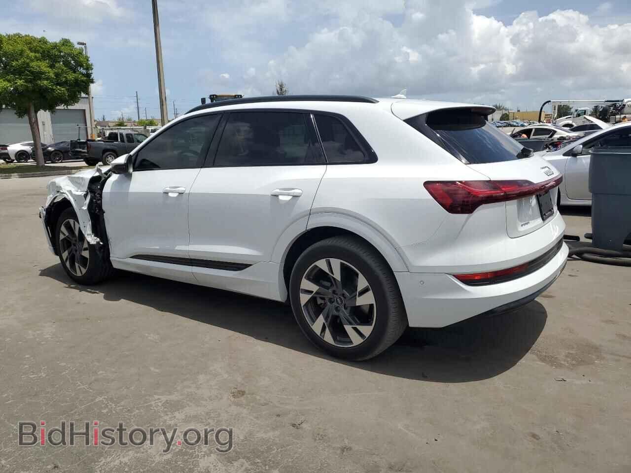 2021 AUDI E-TRON - VIN: WA1AAAGE2MB012681 - Photo 2
