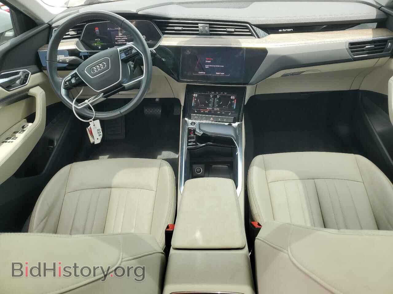2021 AUDI E-TRON - VIN: WA1AAAGE2MB012681 - Photo 8