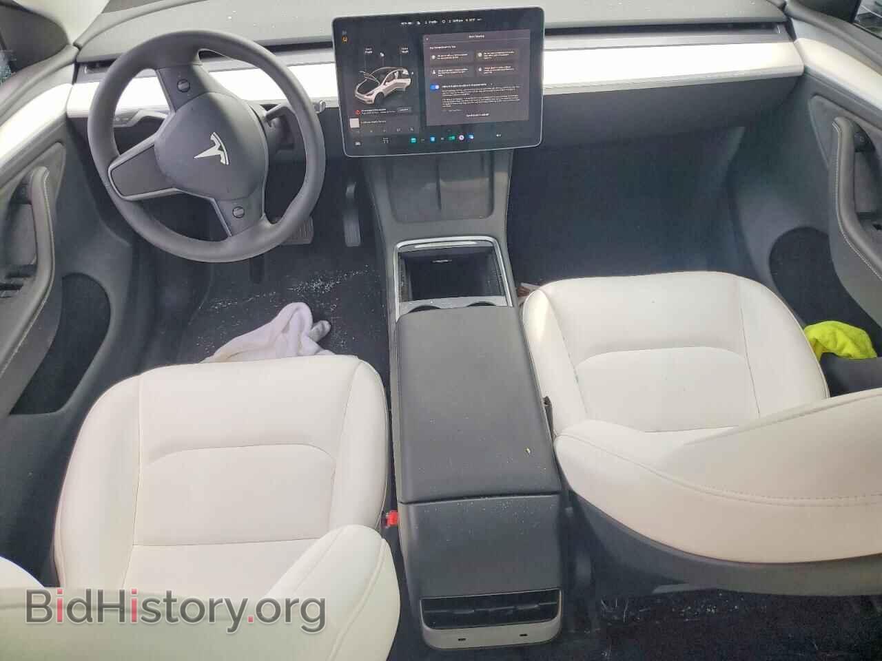 2025 TESLA MODEL Y - VIN: 7SAYGDEDXSA375092 - Photo 8