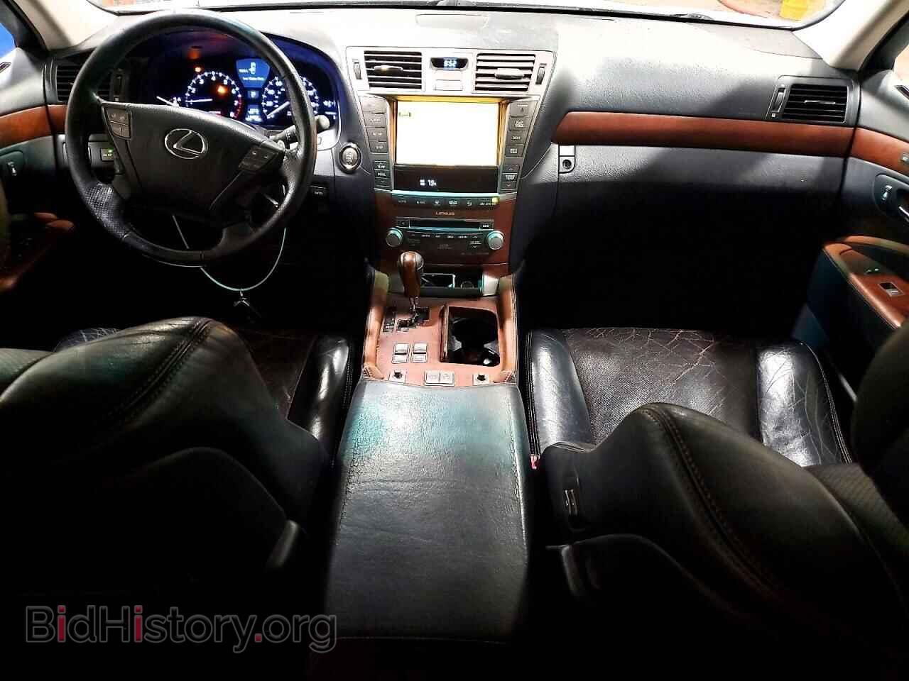 2012 LEXUS LS460 - VIN: JTHBL5EF4C5112302 - Photo 8