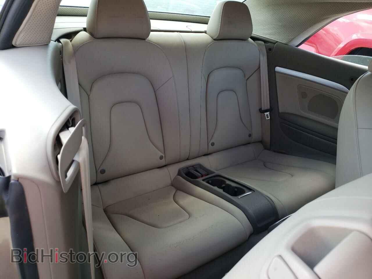 2010 AUDI A5 - VIN: WAUCFAFH2AN024459 - Фото 6