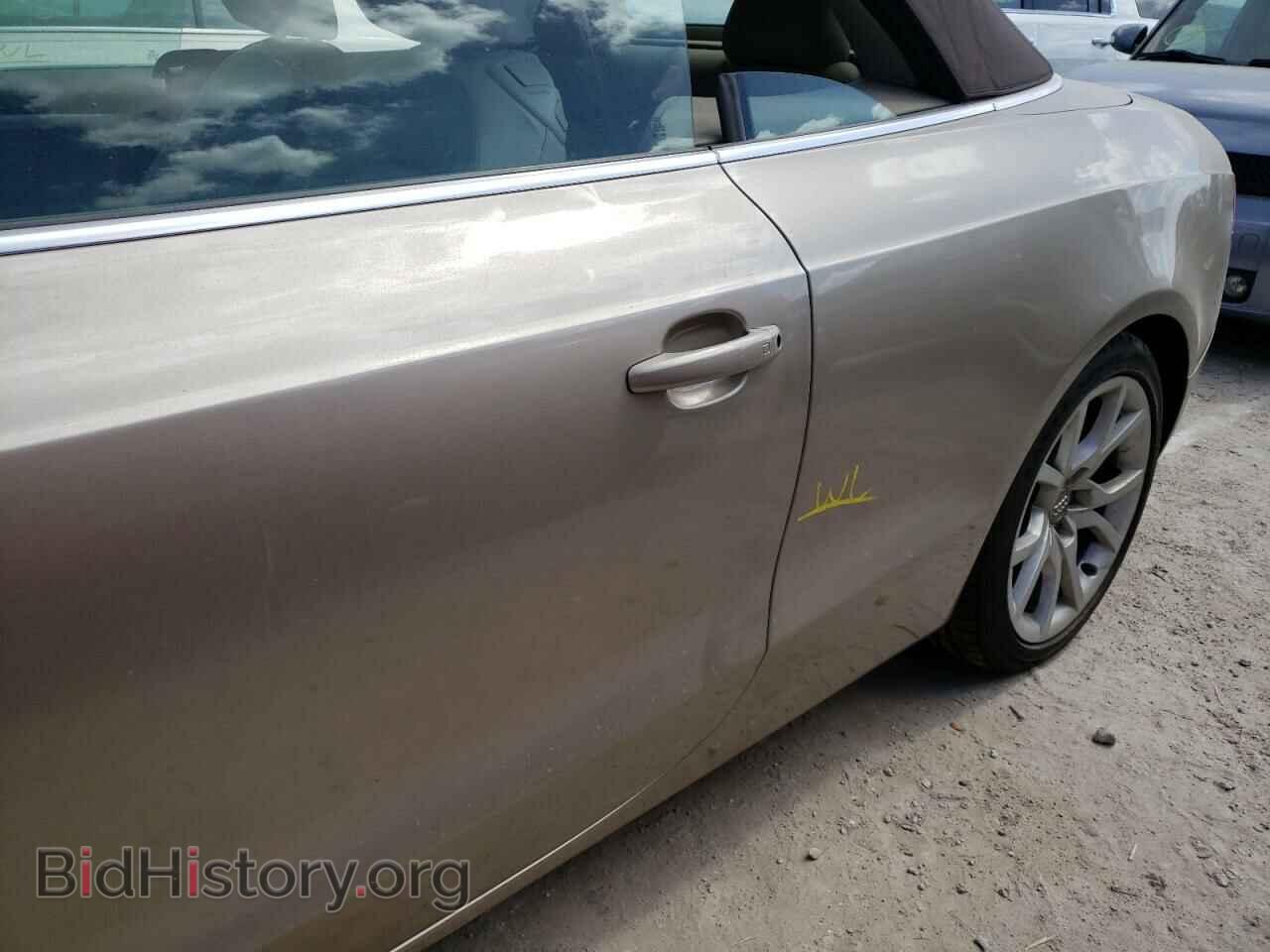 2010 AUDI A5 - VIN: WAUCFAFH2AN024459 - Фото 9