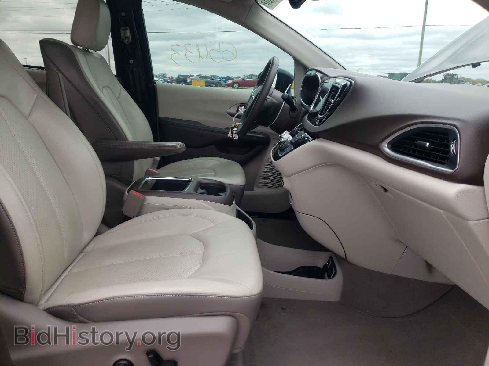 2017 CHRYSLER PACIFICA - VIN: 2C4RC1EG7HR708631 - Фото 5