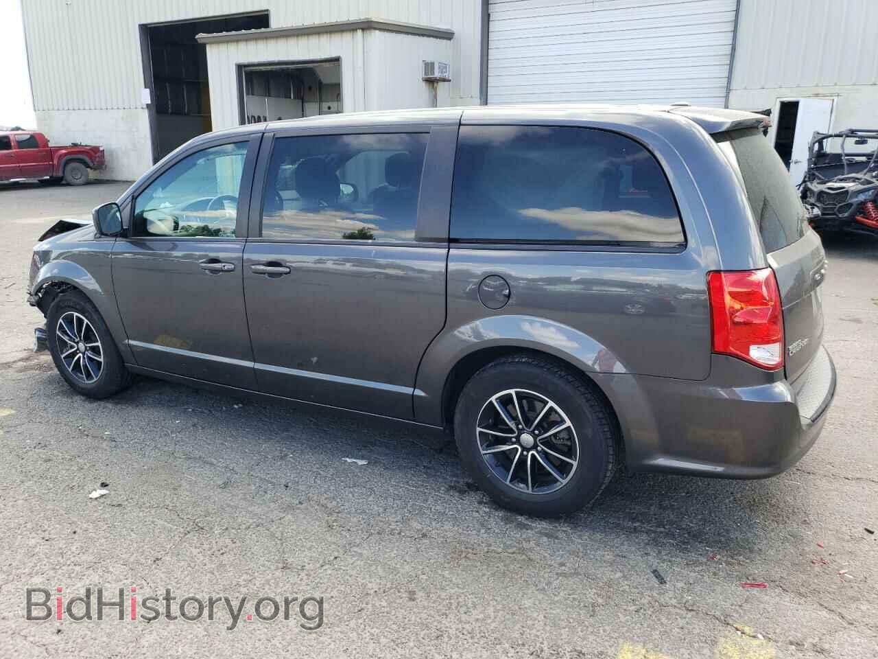 2018 DODGE CARAVAN - VIN: 2C4RDGCG2JR303883 - Фото 2