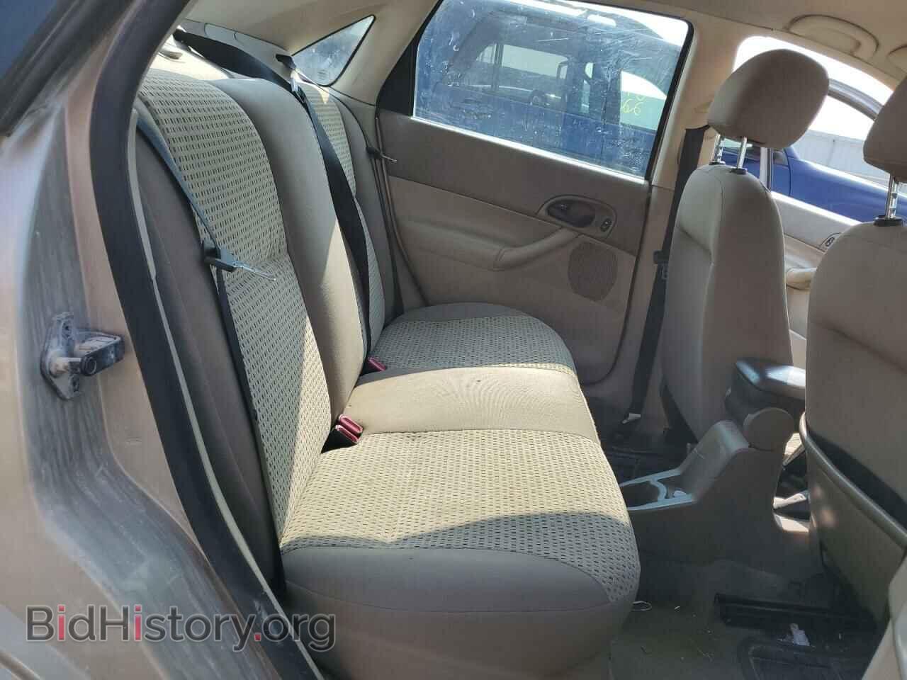 2007 FORD FOCUS - VIN: 1FAHP34N87W282634 - Фото 10