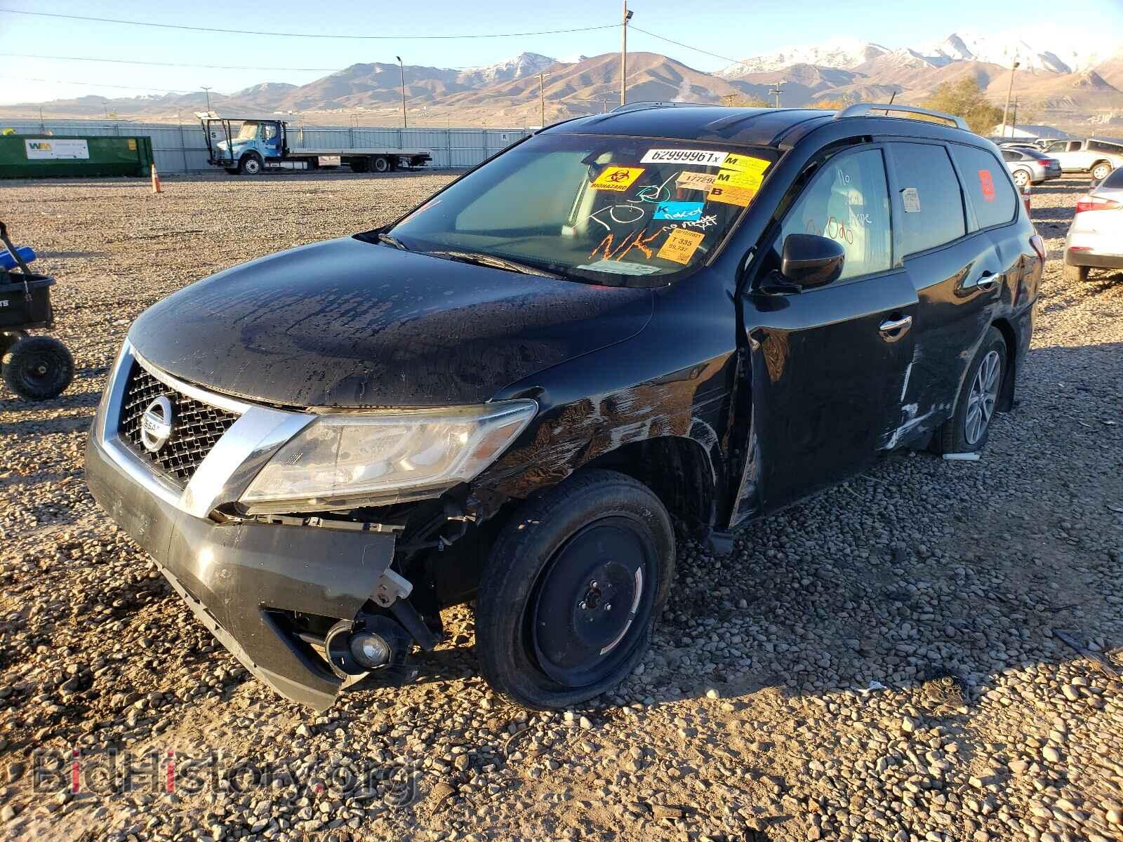 2015 NISSAN PATHFINDER - VIN: 5N1AR2MN2FC722858 - Фото 2