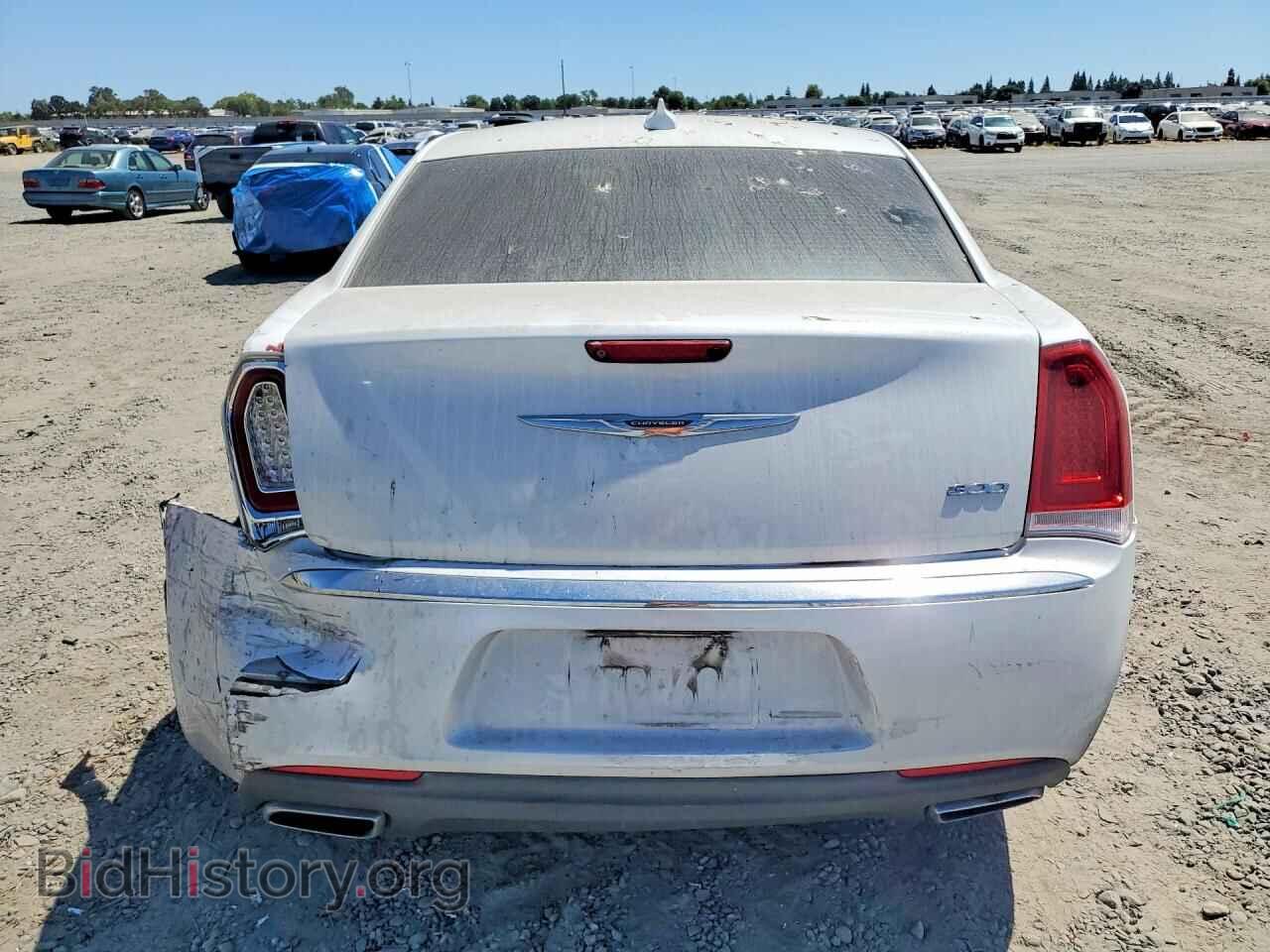 2016 CHRYSLER 300 - VIN: 2C3CCAAG4GH224565 - Фото 6