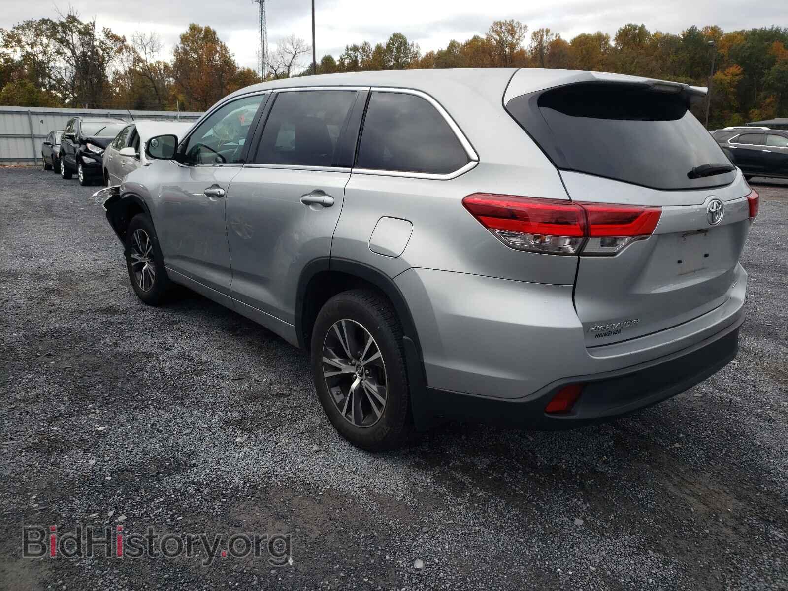 2017 TOYOTA HIGHLANDER - VIN: 5TDBZRFH7HS463570 - Фото 3
