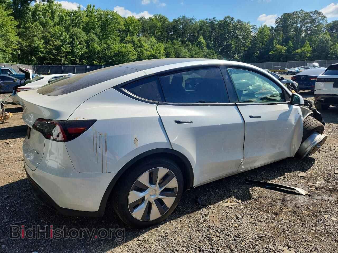 2024 TESLA MODEL Y - VIN: 7SAYGDEEXRA259040 - Фото 3