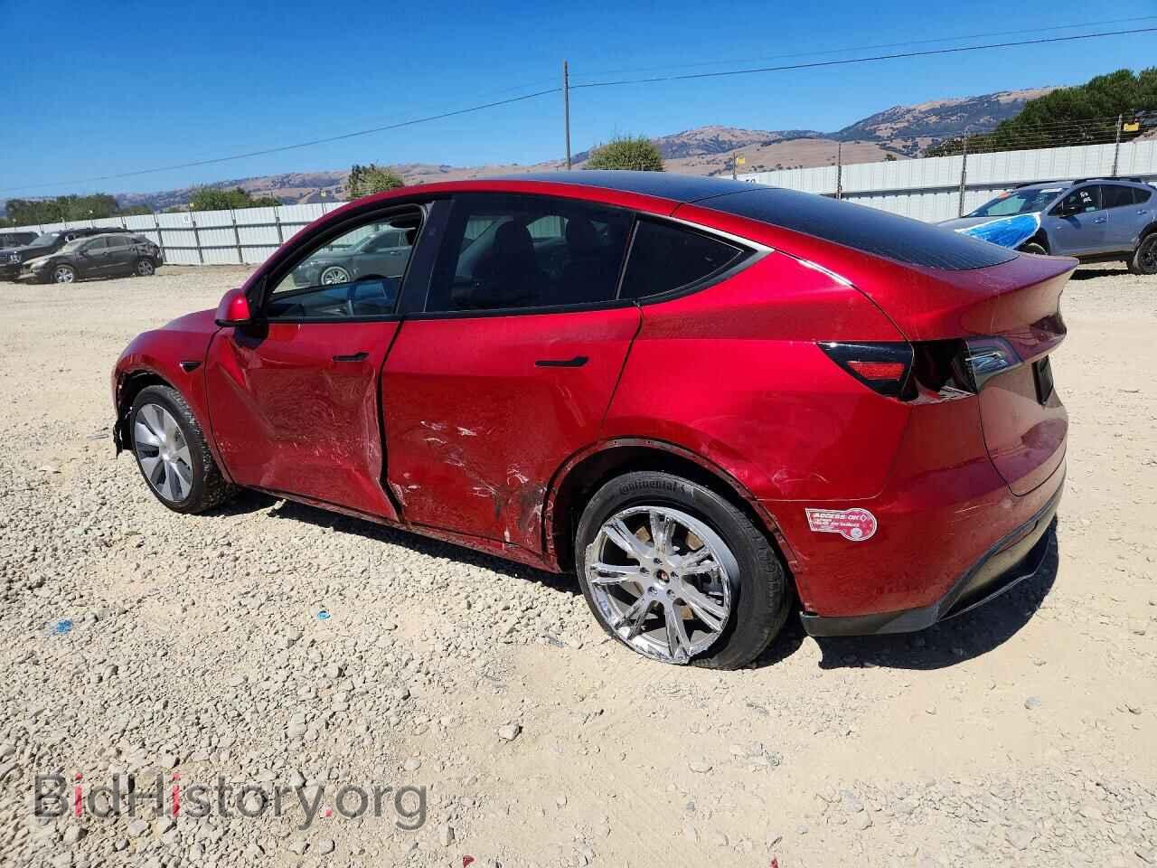 2024 TESLA MODEL Y - VIN: 7SAYGAEE5RF981338 - Photo 2