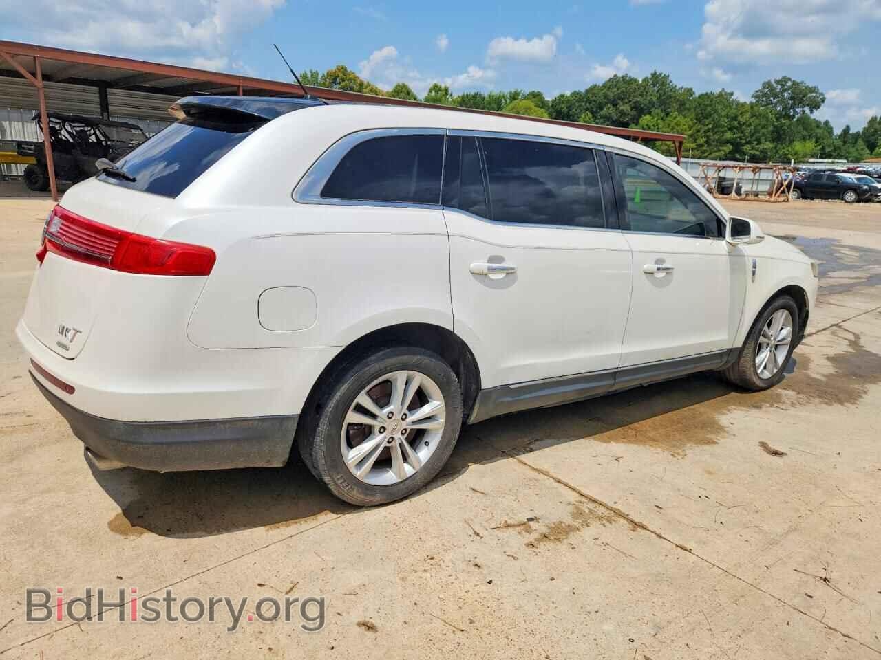 2014 LINCOLN MKT - VIN: 2LMHJ5AT7EBL55467 - Photo 3