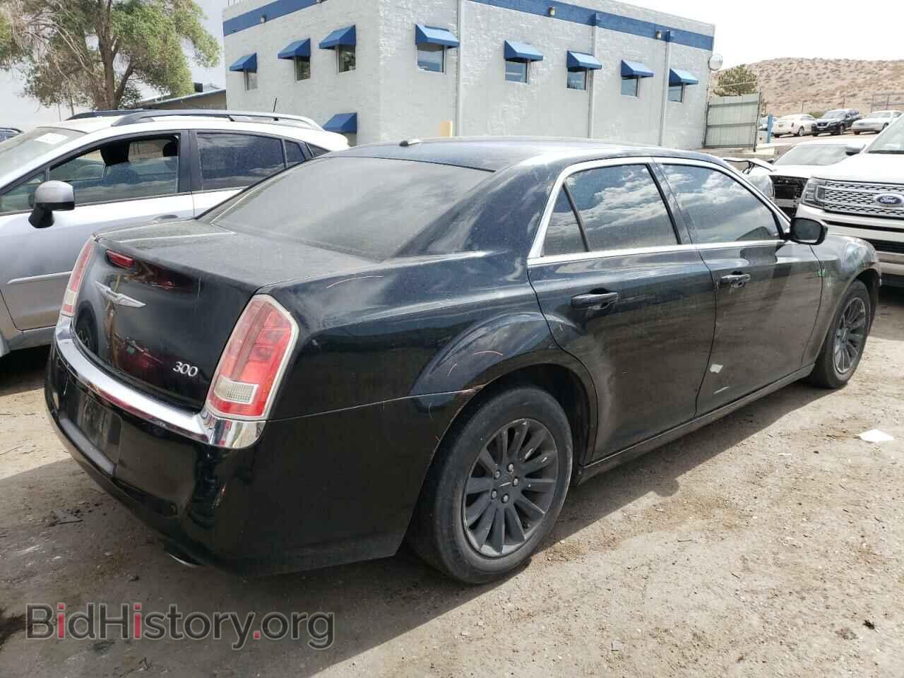 2013 CHRYSLER 300 - VIN: 2C3CCAAG0DH606880 - Фото 3