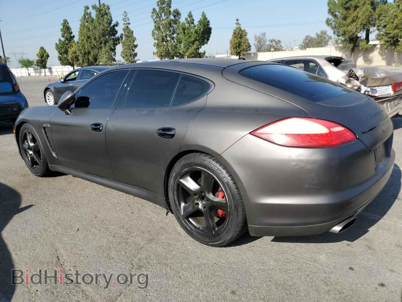 2011 PORSCHE PANAMERA - VIN: WP0AA2A79BL011833 - Photo 2