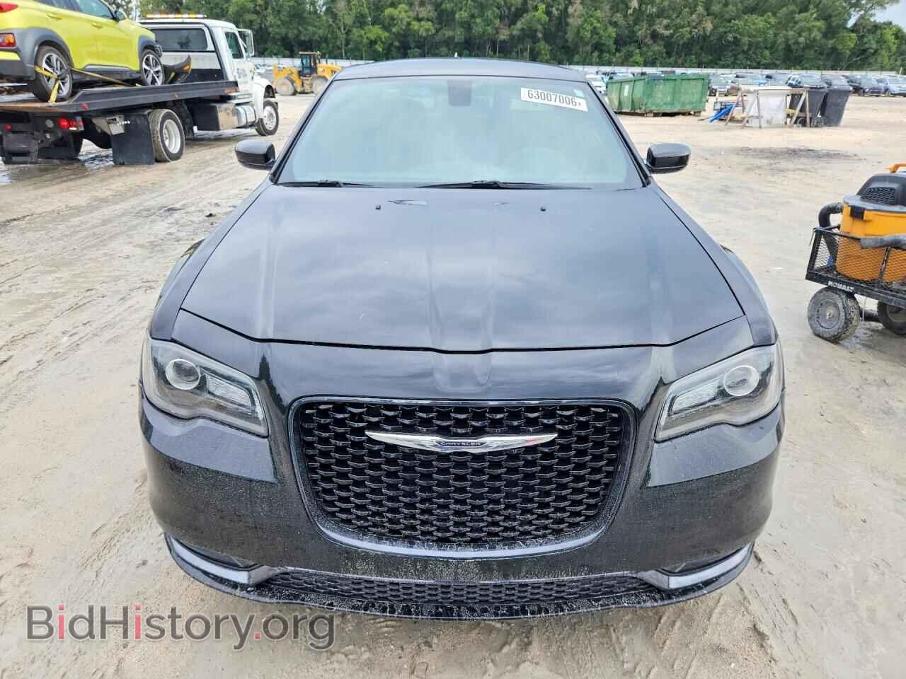 2016 CHRYSLER 300 - VIN: 2C3CCABG0GH199422 - Photo 5
