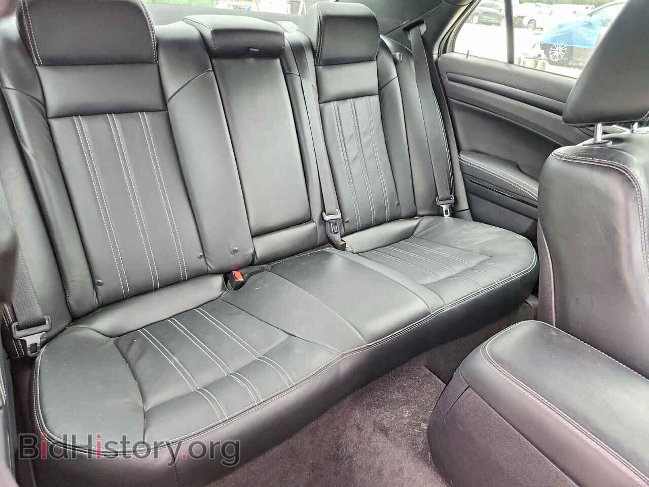 2016 CHRYSLER 300 - VIN: 2C3CCABG0GH199422 - Photo 10