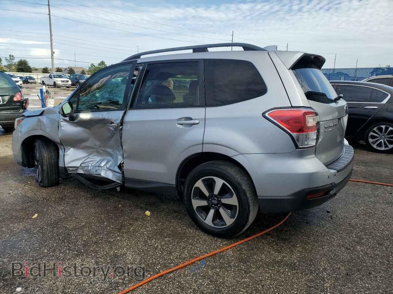2017 SUBARU FORESTER - VIN: JF2SJAEC8HH469009 - Фото 2