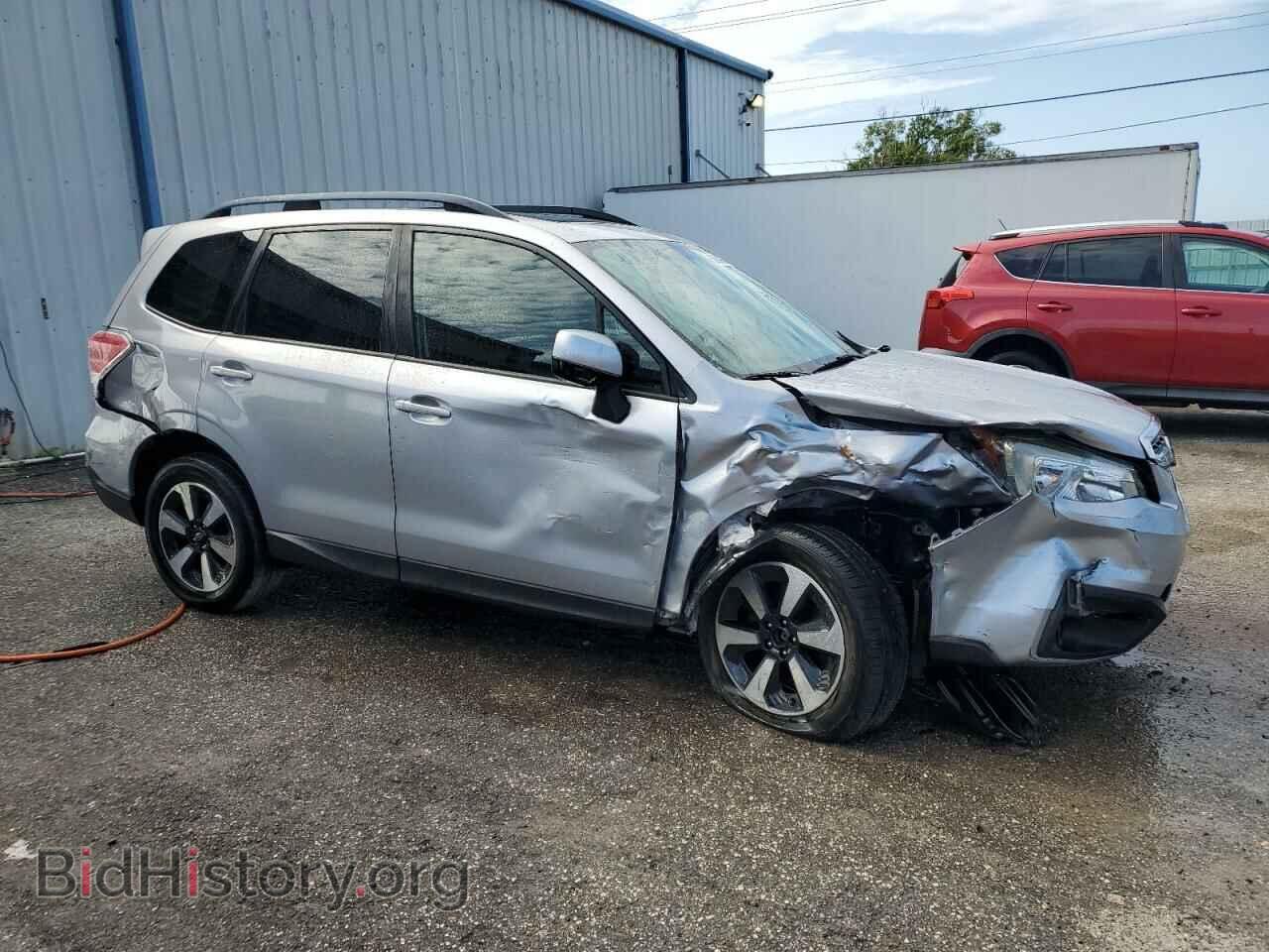 2017 SUBARU FORESTER - VIN: JF2SJAEC8HH469009 - Фото 4