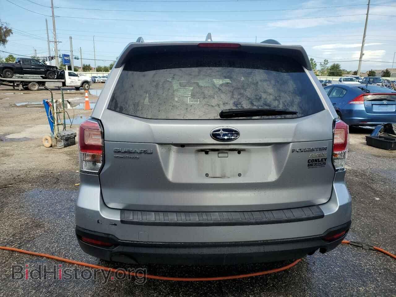 2017 SUBARU FORESTER - VIN: JF2SJAEC8HH469009 - Фото 6