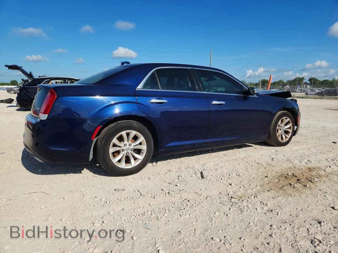 2016 CHRYSLER 300 - VIN: 2C3CCAAG3GH216487 - Фото 3
