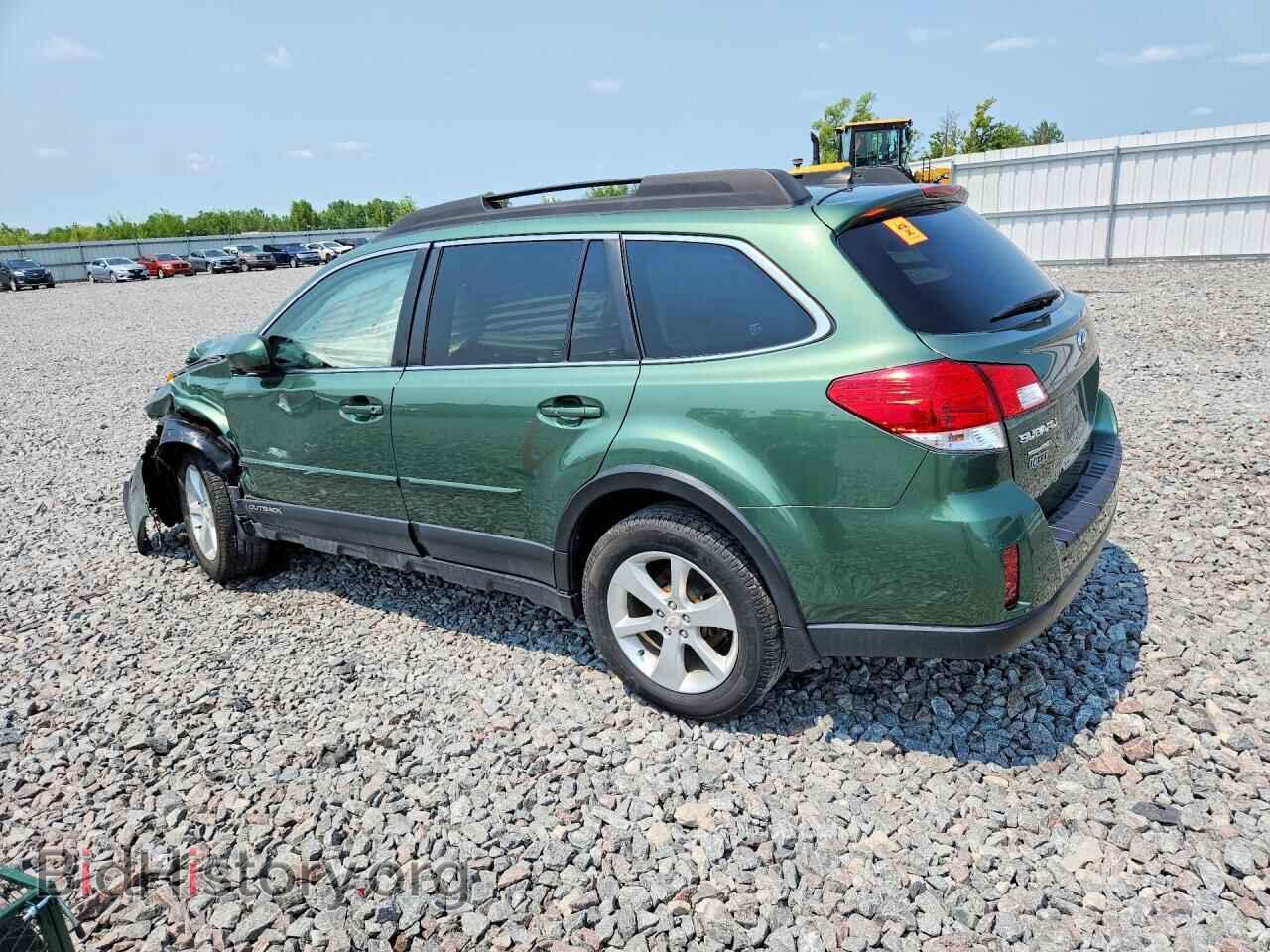 2014 SUBARU OUTBACK - VIN: 4S4BRCCC5E3275967 - Фото 2