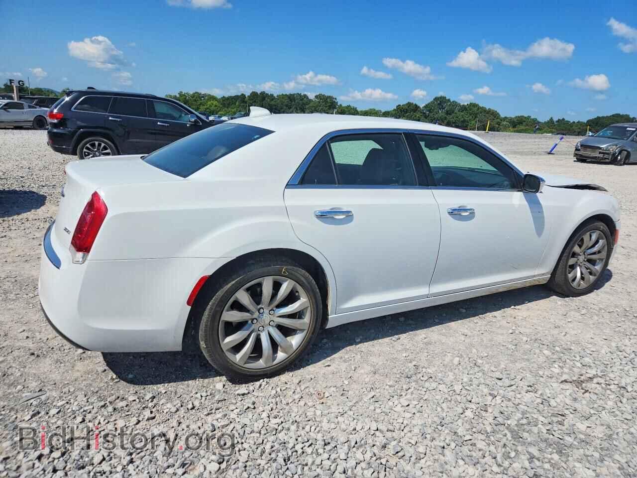2019 CHRYSLER 300 - VIN: 2C3CCAEG9KH533791 - Фото 3
