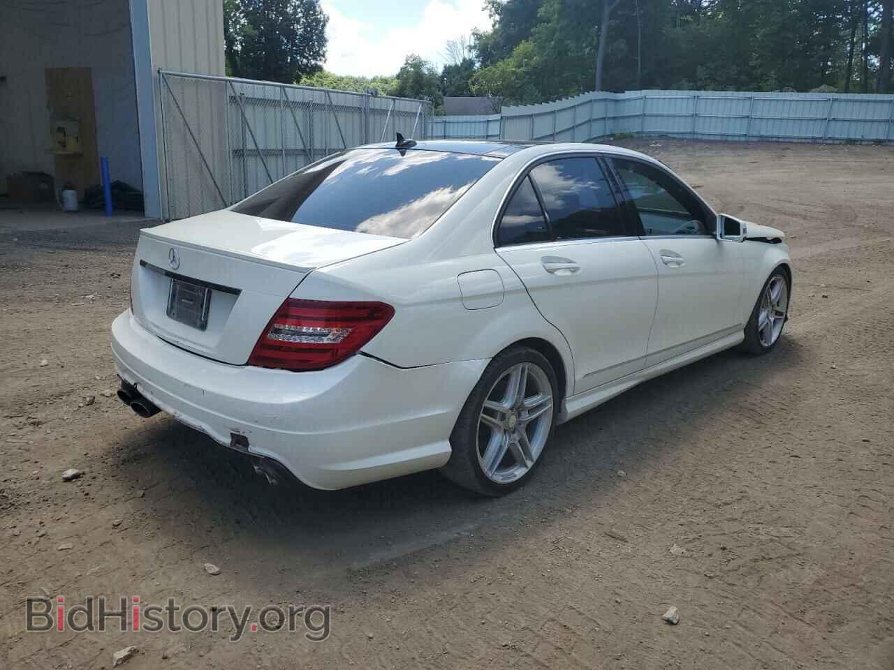 2012 MERCEDES-BENZ C-CLASS - VIN: WDDGF8BB2CA600601 - Фото 3