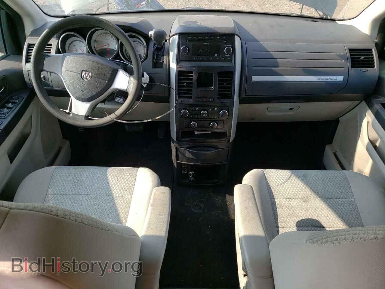 2010 DODGE CARAVAN - VIN: 2D4RN4DE8AR263837 - Photo 8