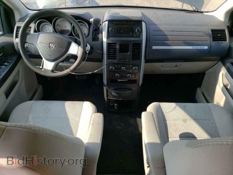 2010 Dodge CARAVAN (VIN 2D4RN4DE8AR263837) — photo 8 of 13