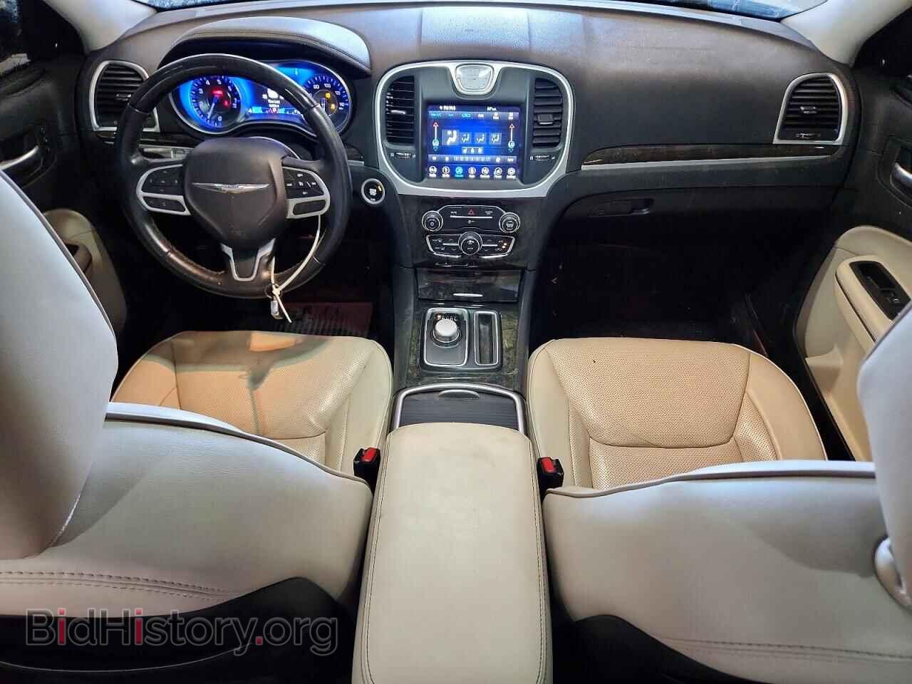 2019 CHRYSLER 300 - VIN: 2C3CCAEG6KH686547 - Фото 8