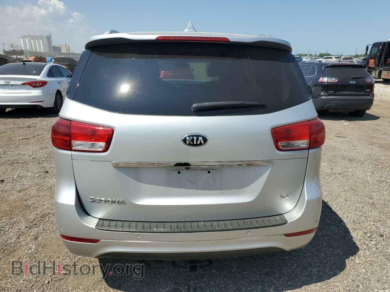 2016 KIA All Models - VIN: KNDMB5C19G6131657 - Фото 6
