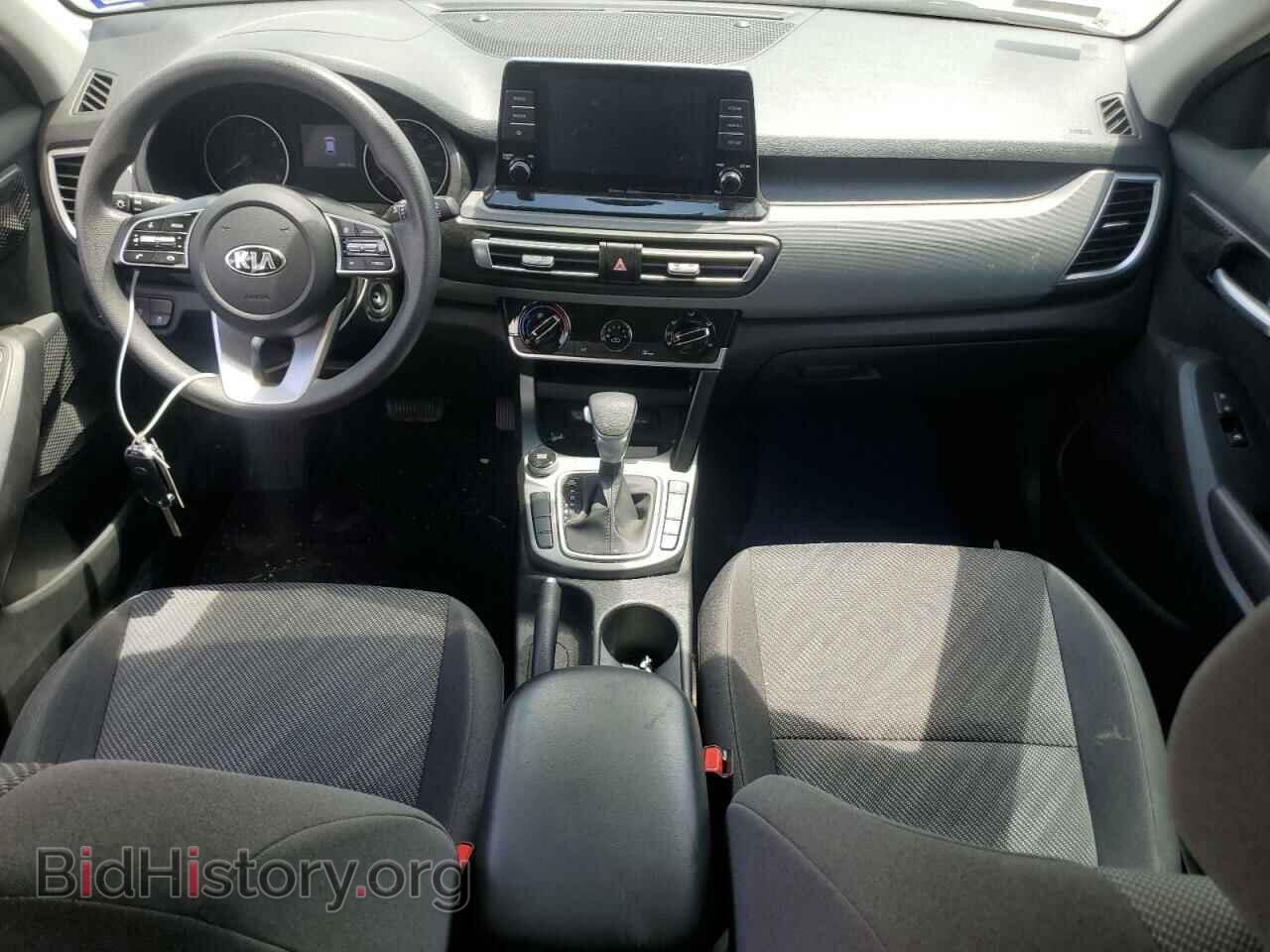 2021 KIA SELTOS - VIN: KNDEPCAA1M7105685 - Фото 8